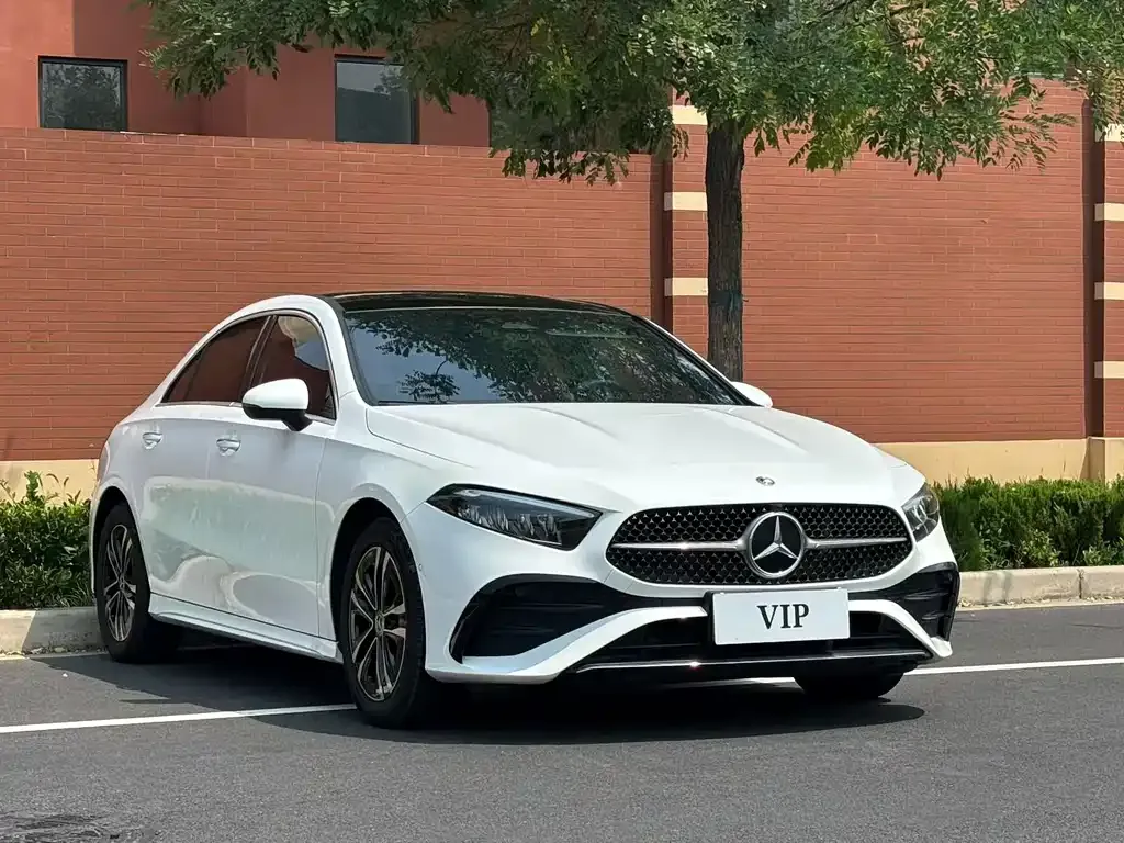 Mercedes-Benz A-Class — фото 9