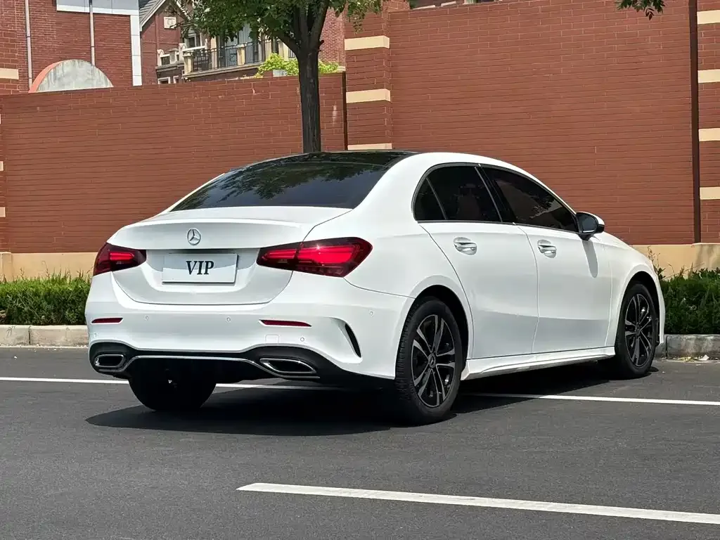 Mercedes-Benz A-Class — фото 8