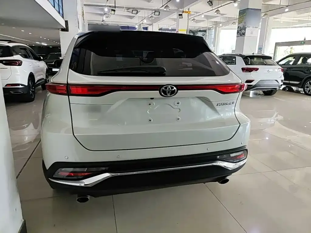 Toyota Harrier — фото 5