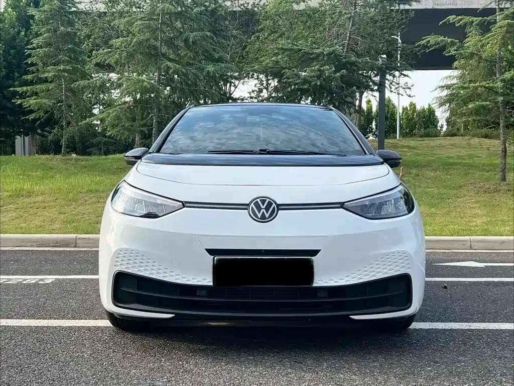 Volkswagen ID.3 — фото 1