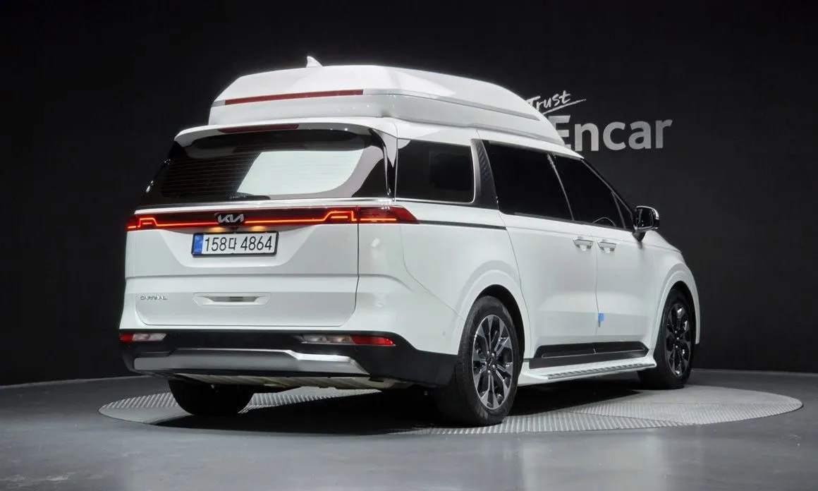 Kia Carnival — фото 4