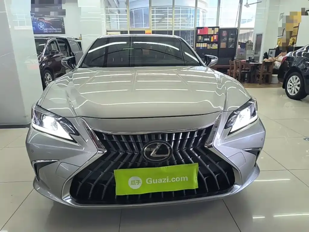 Lexus ES 2024 из CN, фото 5
