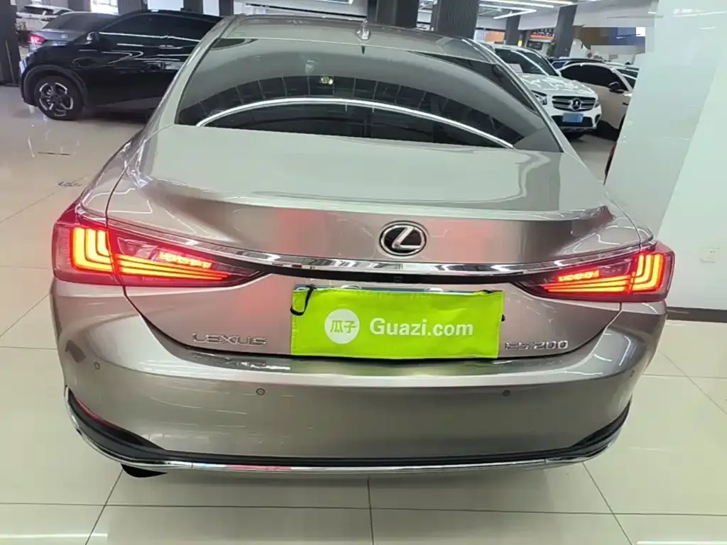 Lexus ES 2024 из CN, фото 3