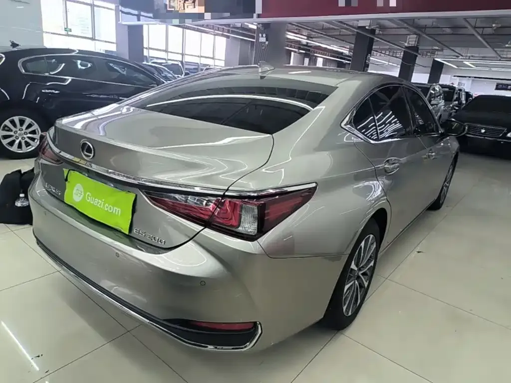 Lexus ES 2024 из CN, фото 4