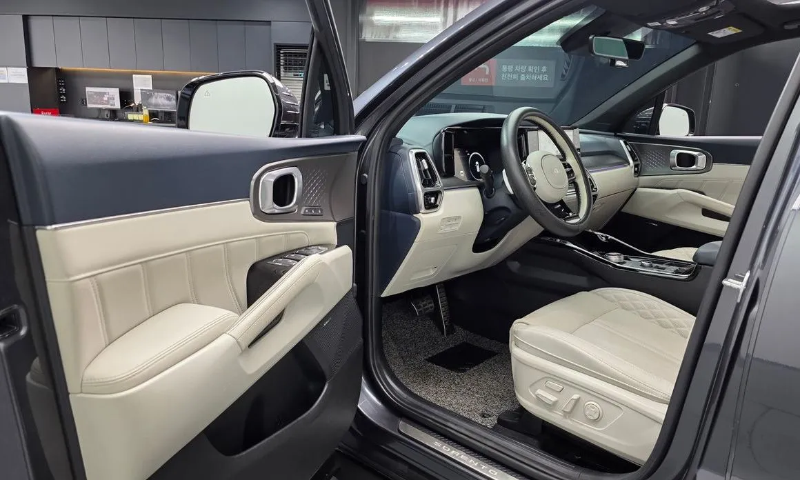 Kia Sorento — фото 7