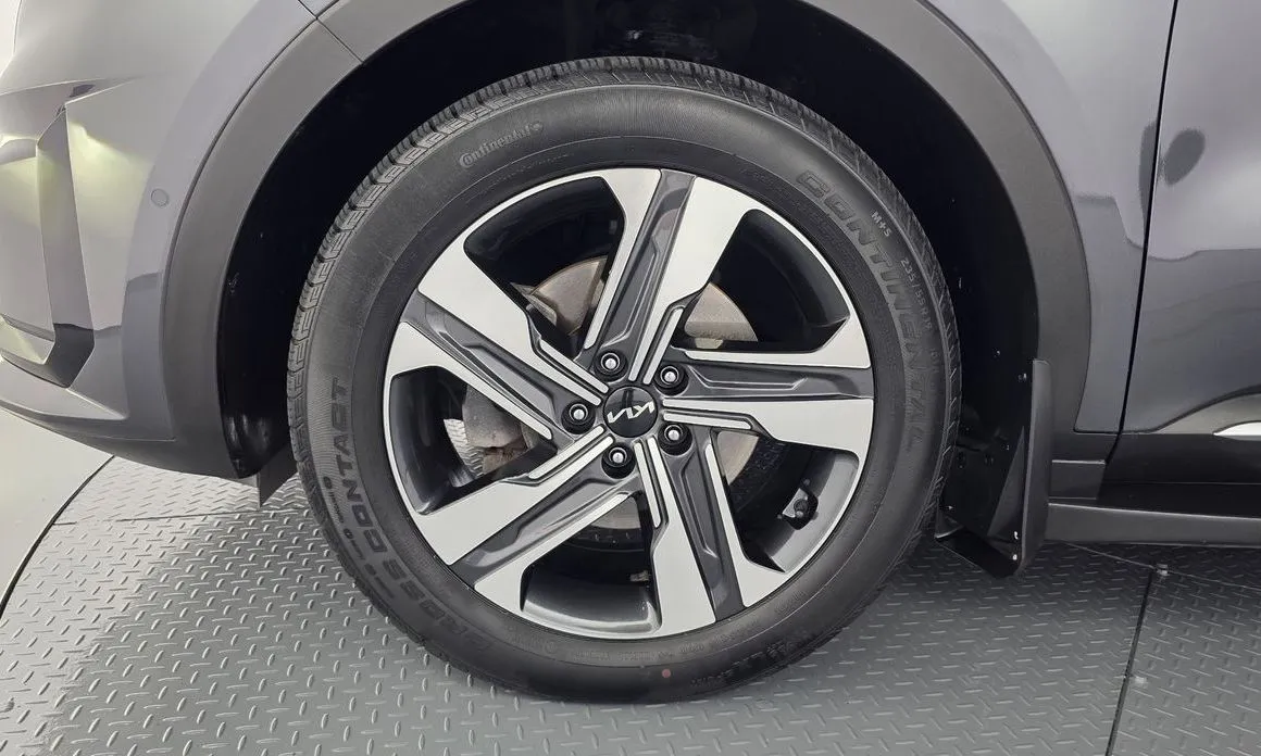 Kia Sorento — фото 10