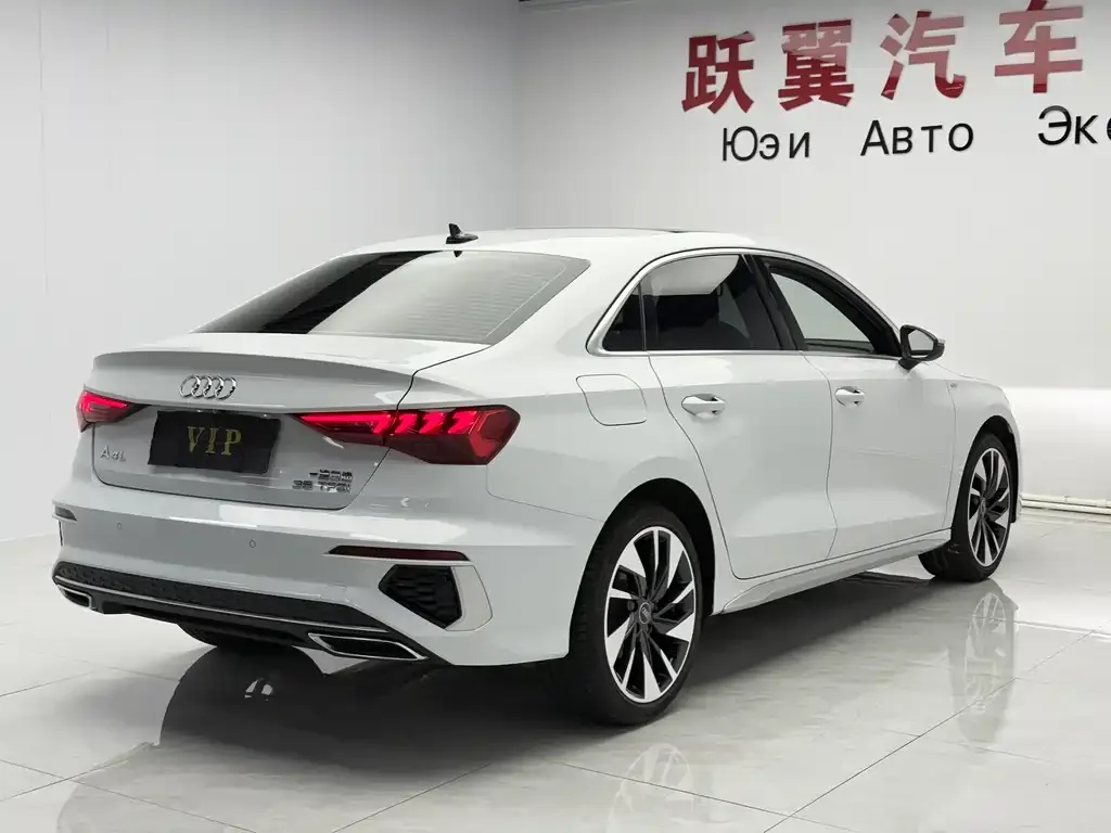 Audi A3 — фото 7