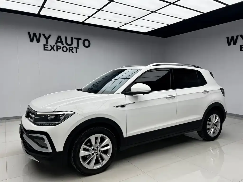 Volkswagen T-Cross — фото 1