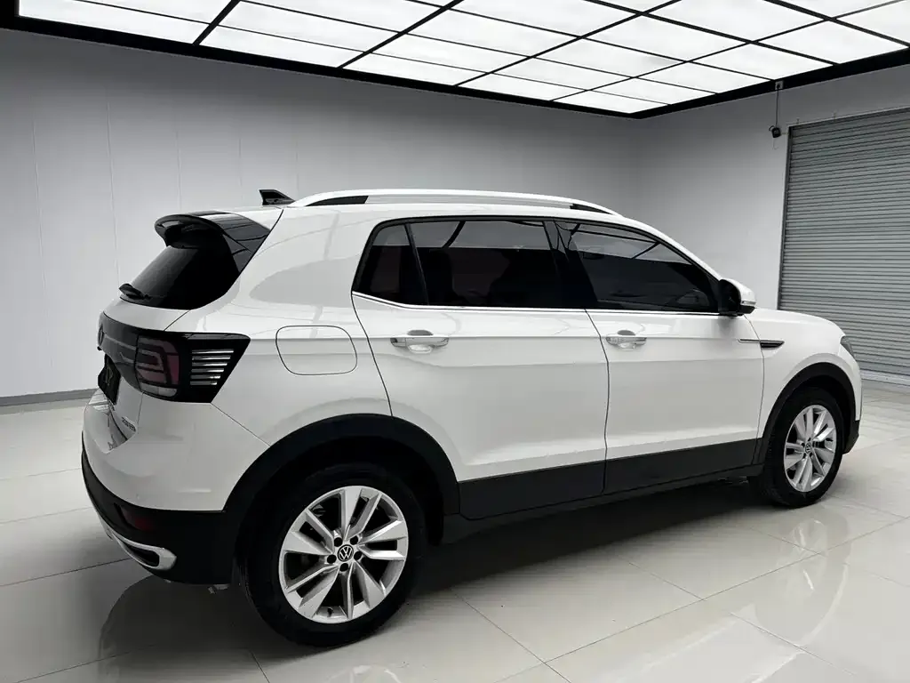 Volkswagen T-Cross — фото 5