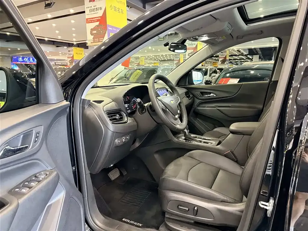 Chevrolet Equinox 2023 из CN, фото 4