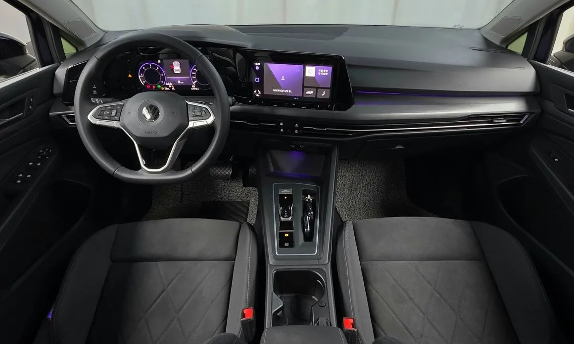Volkswagen Golf 2022 из KR, фото 8