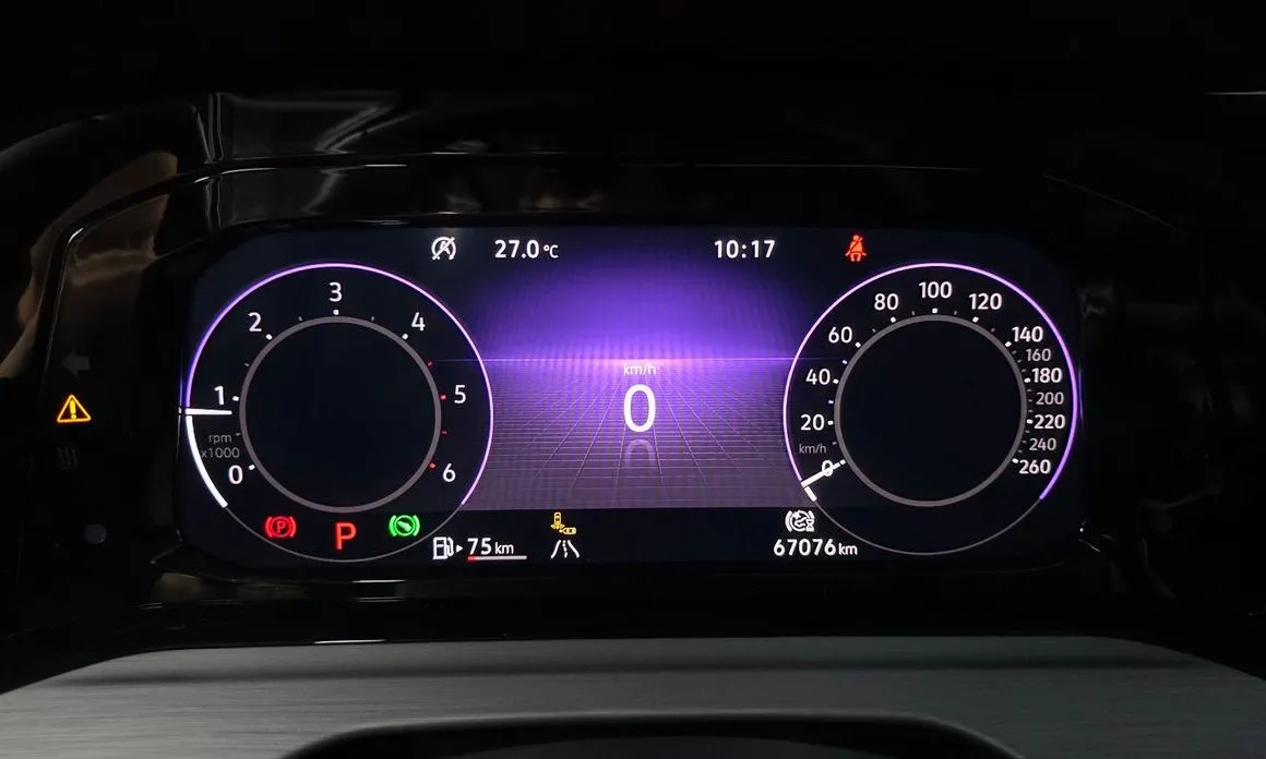 Volkswagen Golf 2022 из KR, фото 7