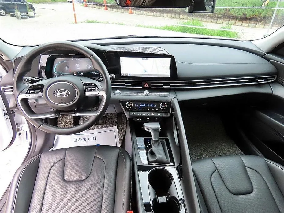 Hyundai AVANTE — фото 6