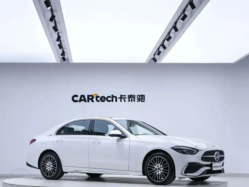 Mercedes-Benz C-Class — фото 10