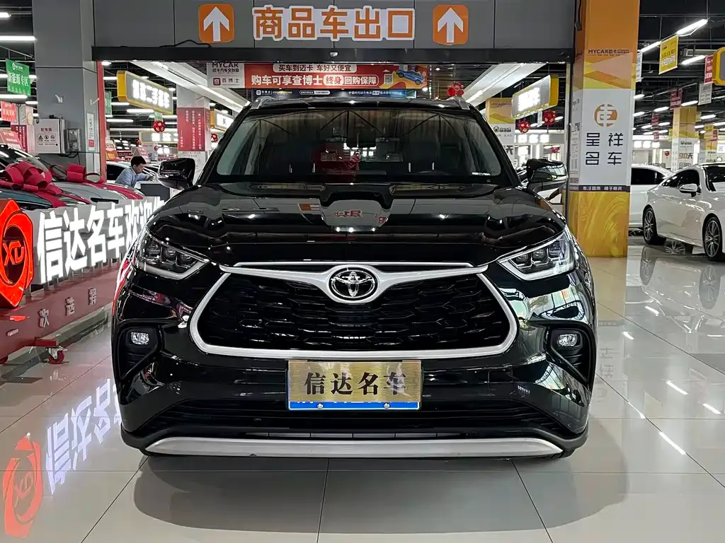 Toyota Highlander — фото 5