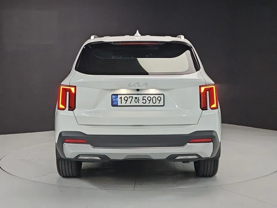 Kia Sorento — фото 4