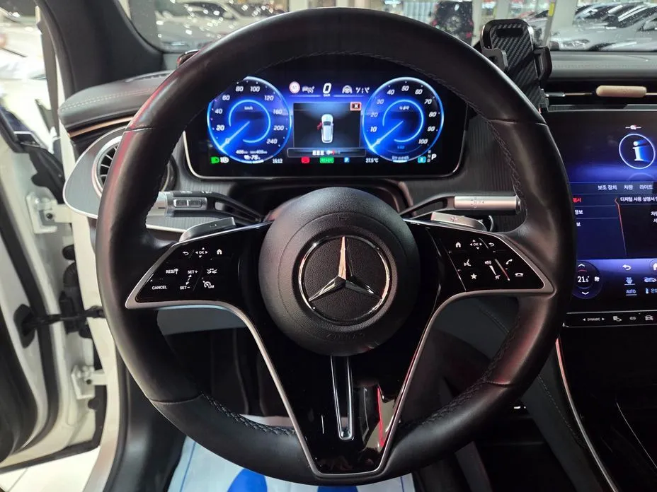 Mercedes-Benz EQS — фото 10