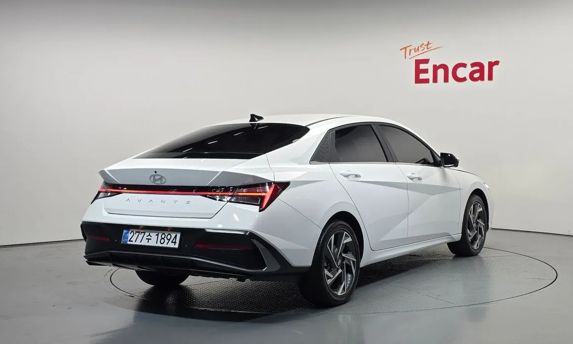 Hyundai AVANTE — фото 8