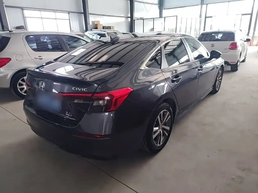 Honda Civic — фото 7