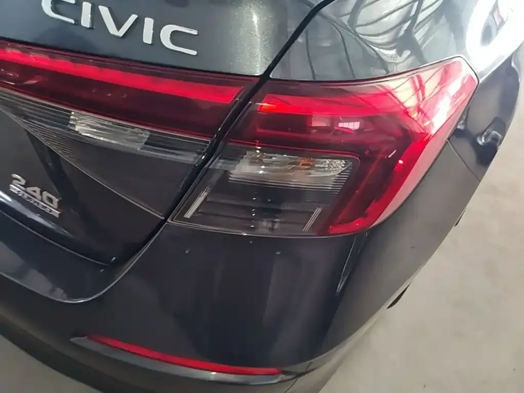 Honda Civic — фото 3