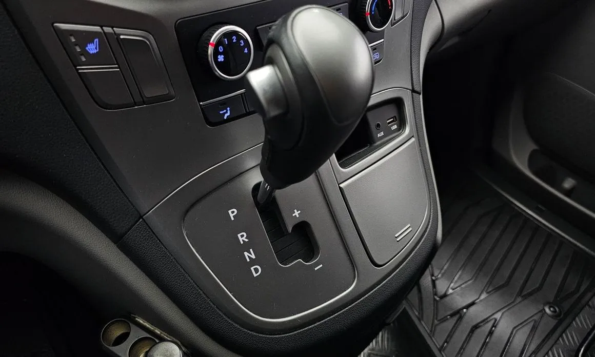 Hyundai Starex 2021 из KR, фото 3