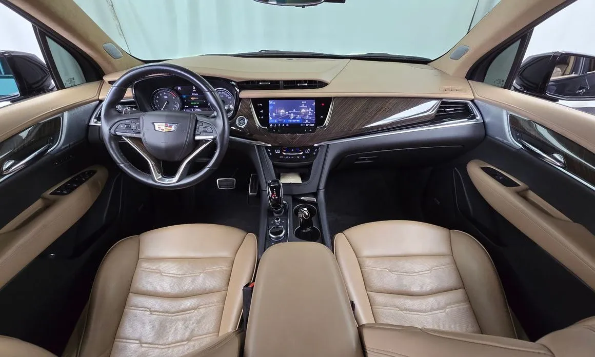 Cadillac XT6 2024 из KR, фото 8