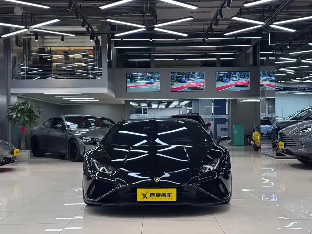 Lamborghini Huracan — фото 7