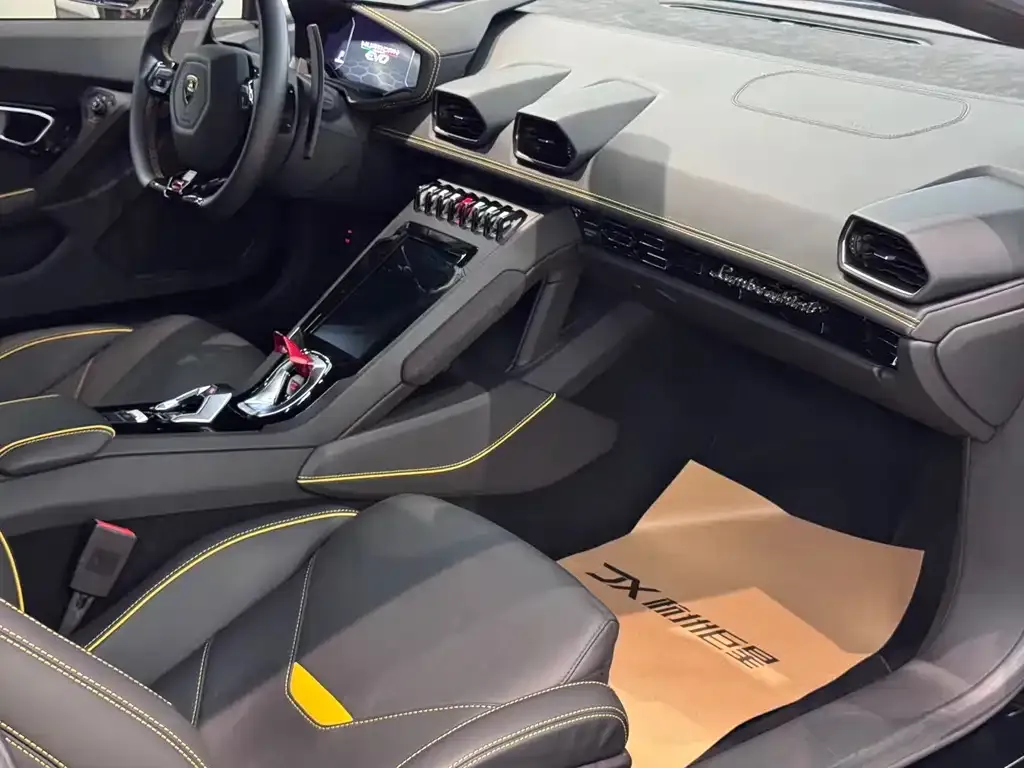 Lamborghini Huracan — фото 9