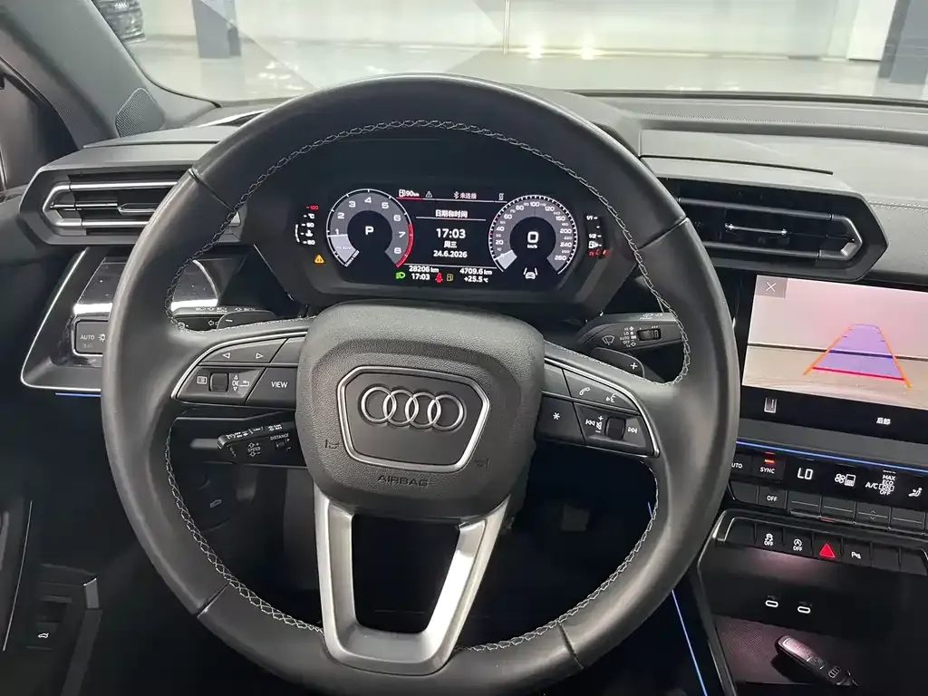 Audi A3 — фото 10