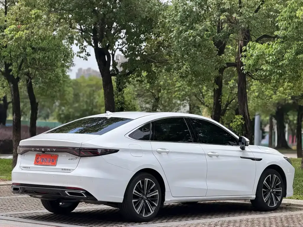 Chery Arrizo 8 PRO — фото 6