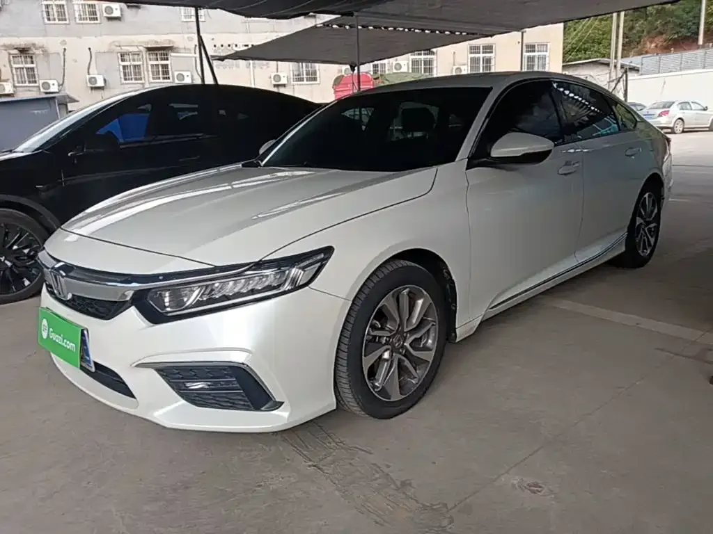 Honda Inspire — фото 1