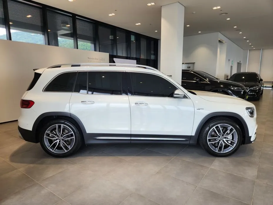 Mercedes-Benz GLB-Class — фото 10
