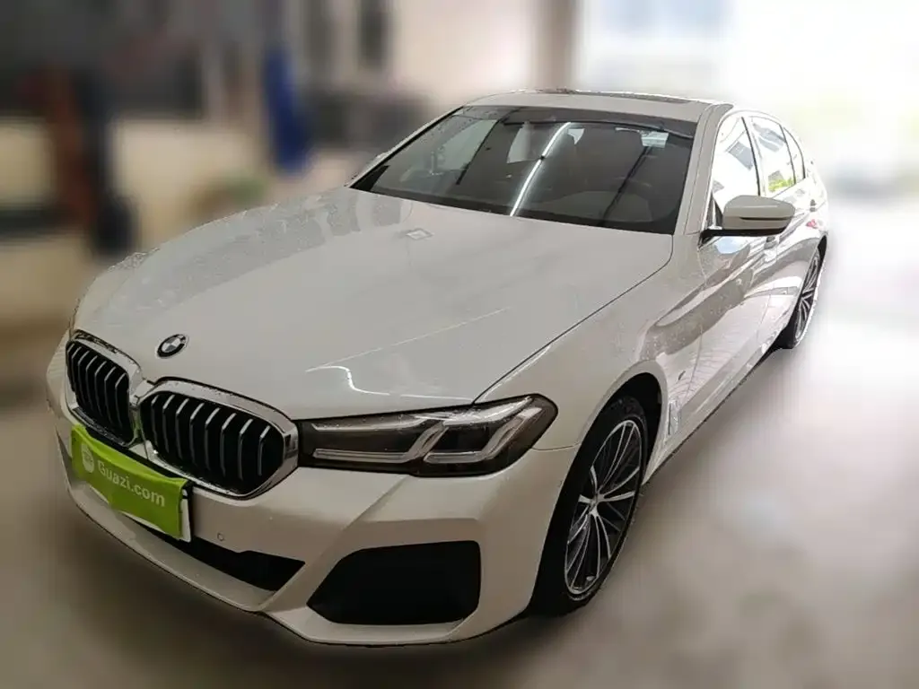 BMW 5 Series — фото 2