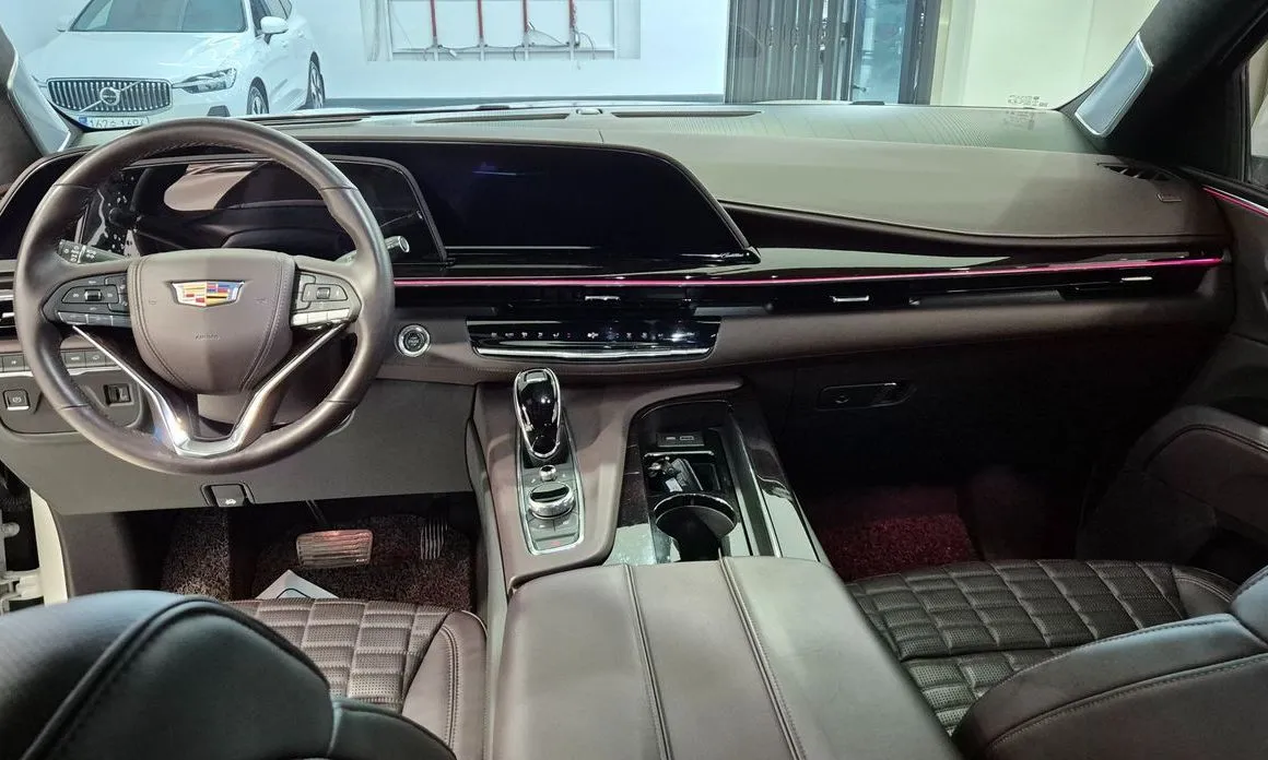 Cadillac Escalade 2023 из KR, фото 7