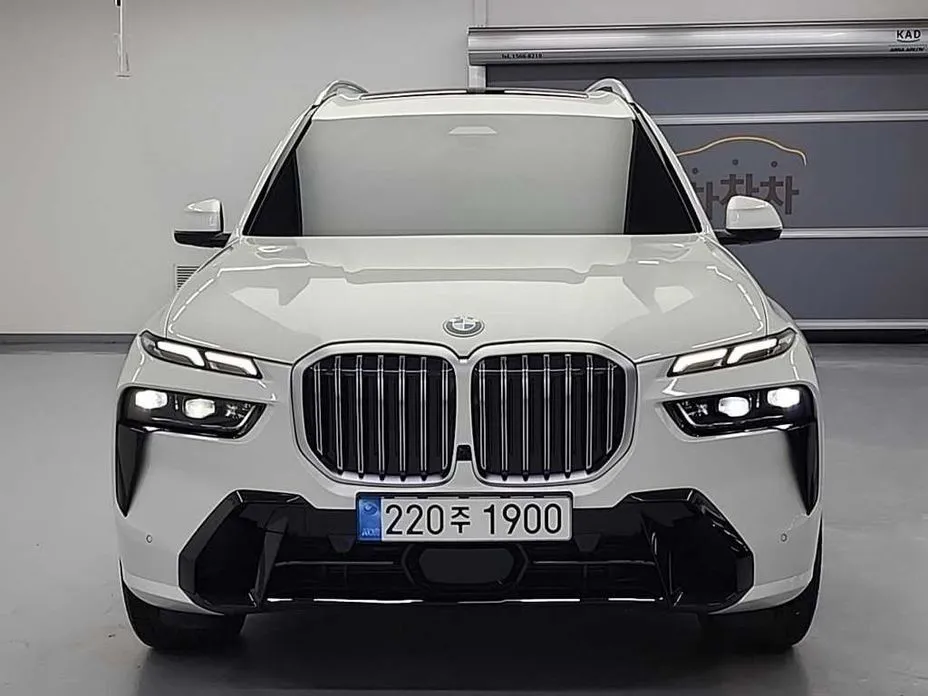 BMW X7 — фото 5