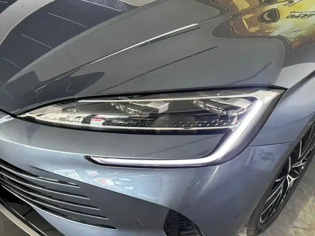 BYD Seal 07 DM-i — фото 10
