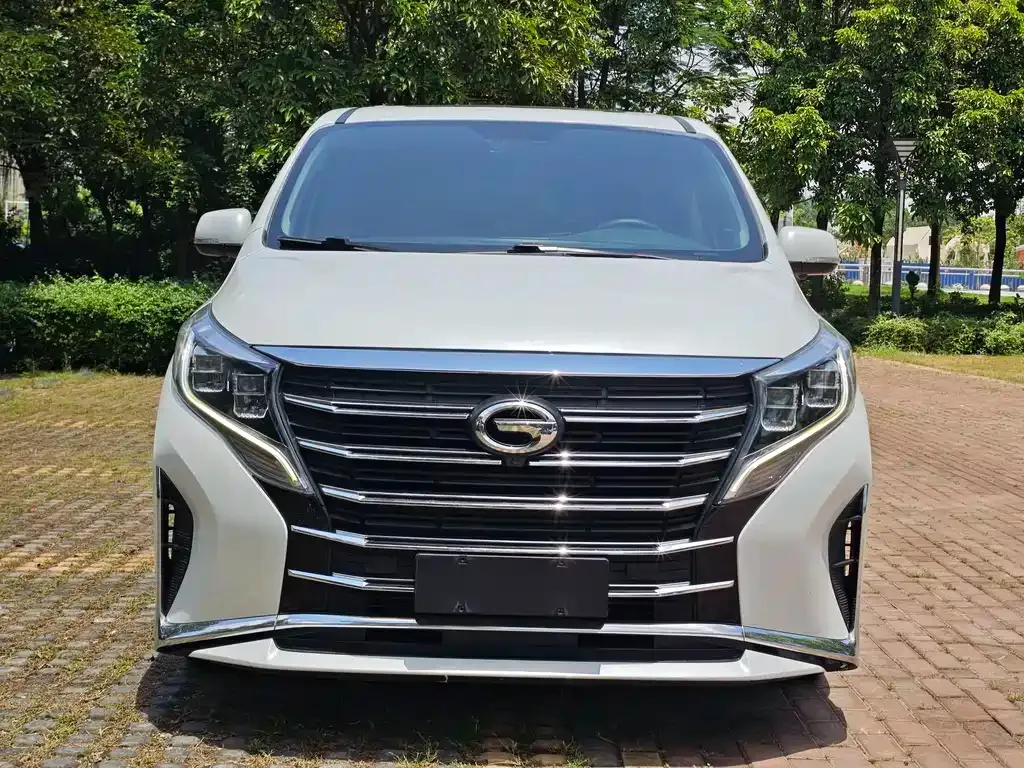 GAC Motor Trumpchi M8 — фото 10