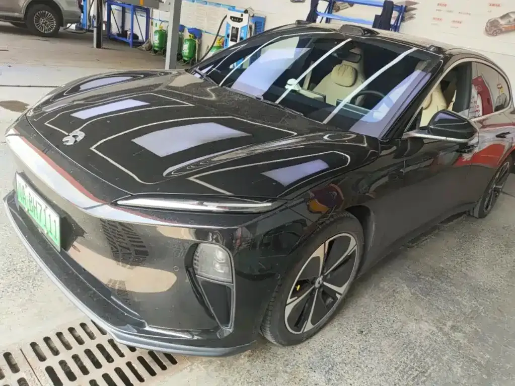 NIO ET5T