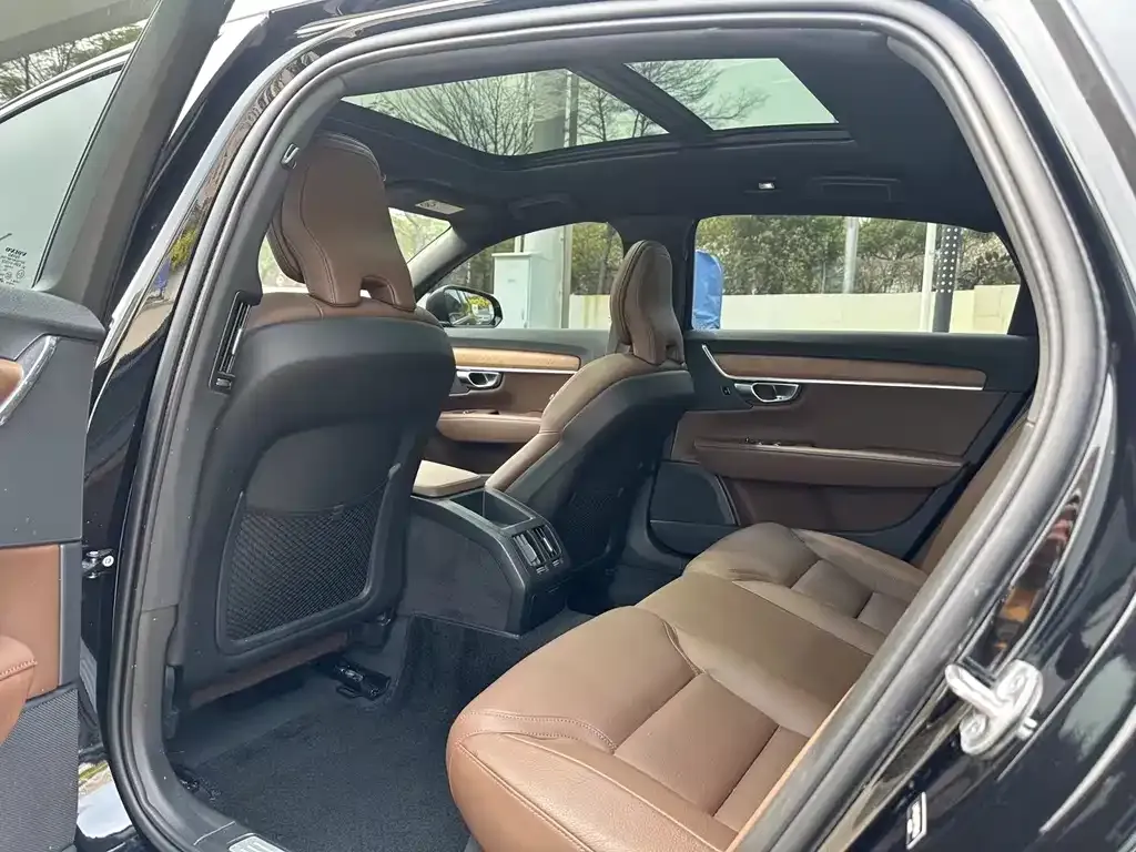 Volvo S90 — фото 2
