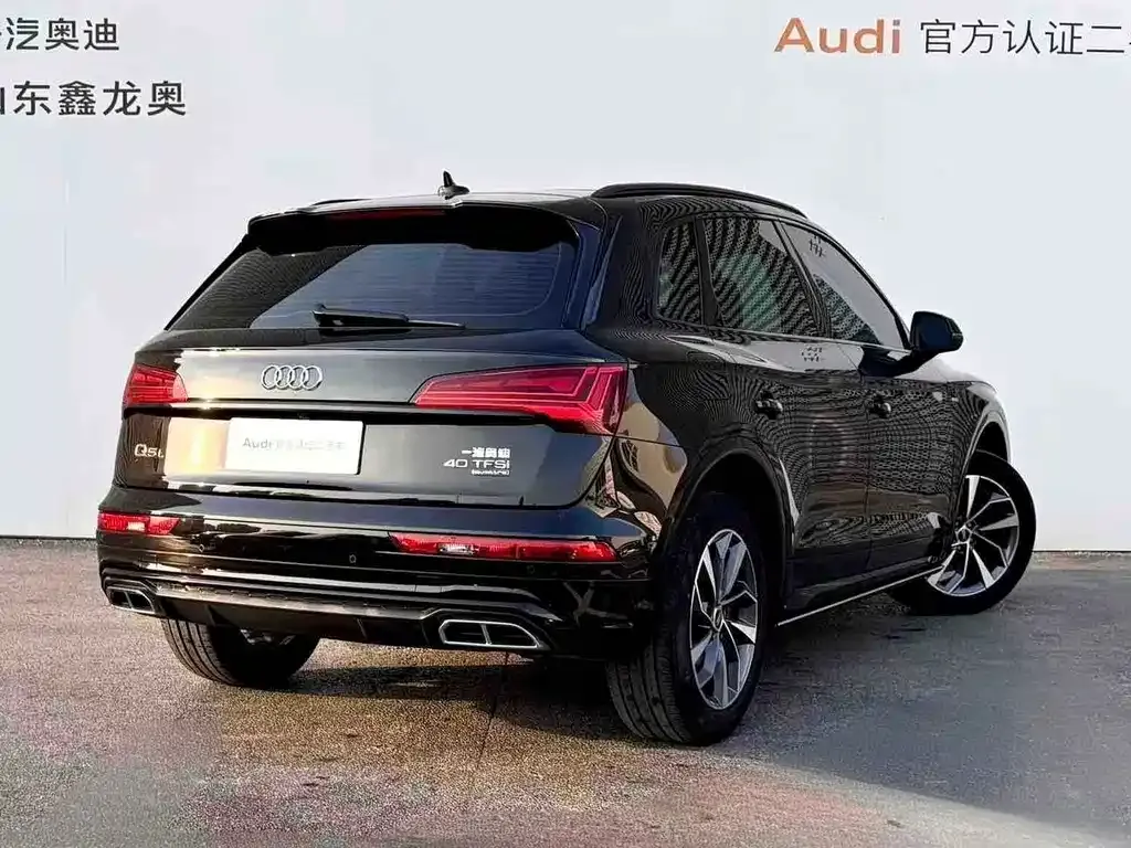 Audi Q5L — фото 7