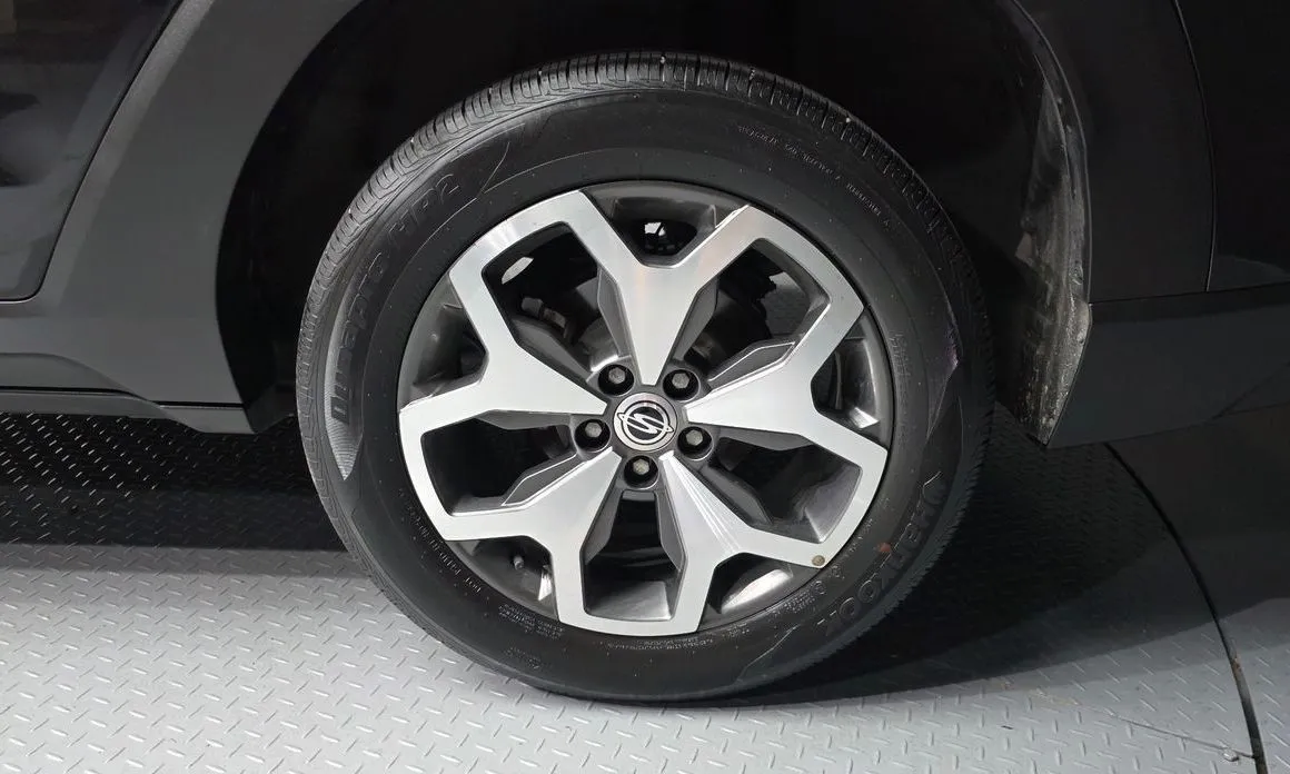 KG Mobility (Ssangyong) Torres — фото 4