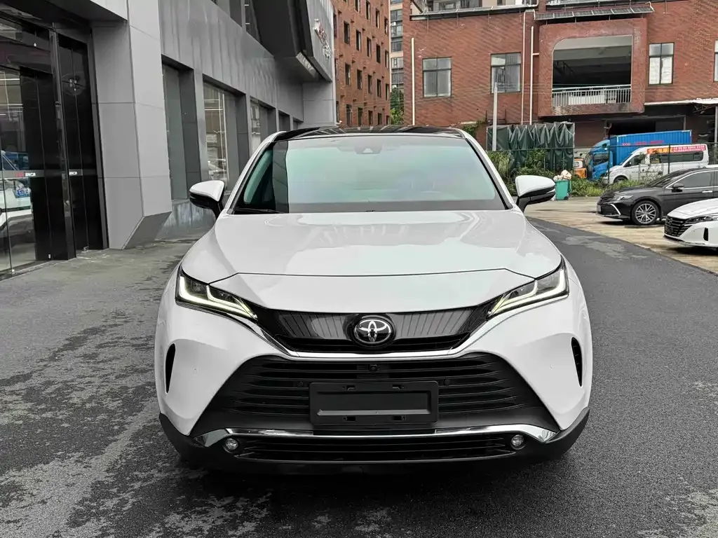 Toyota Harrier — фото 5