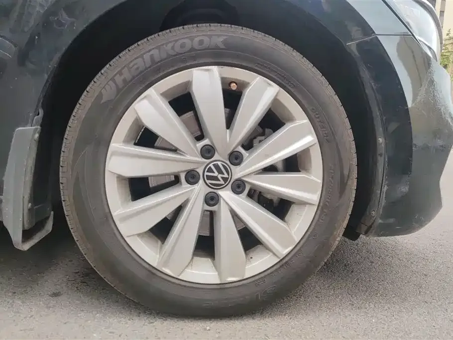 Volkswagen Passat — фото 9