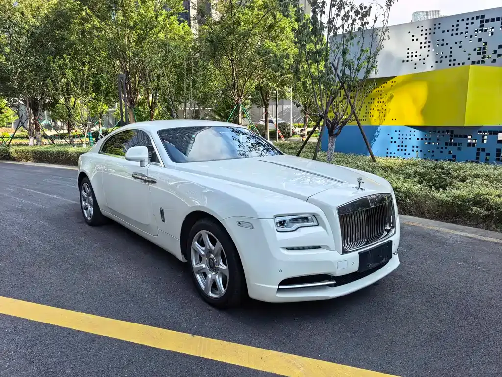 Rolls-Royce Wraith — фото 1