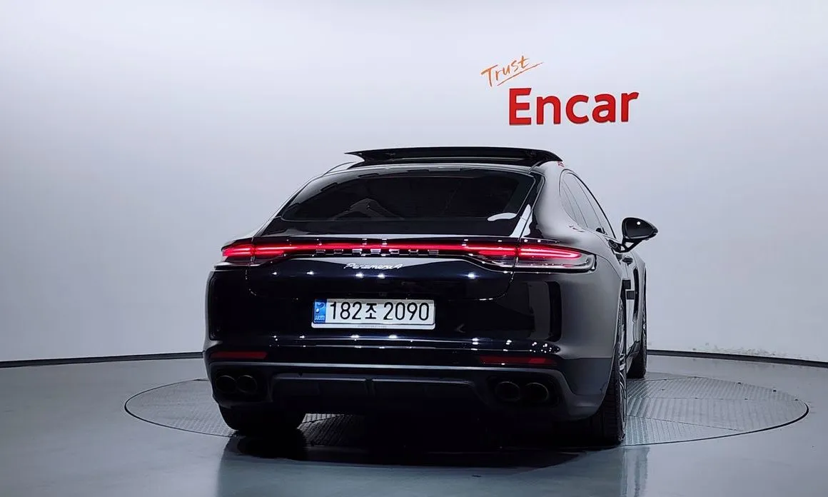 Porsche Panamera 2021 из KR, фото 2