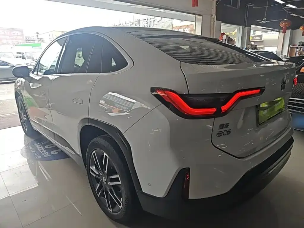 NIO EC6 — фото 5
