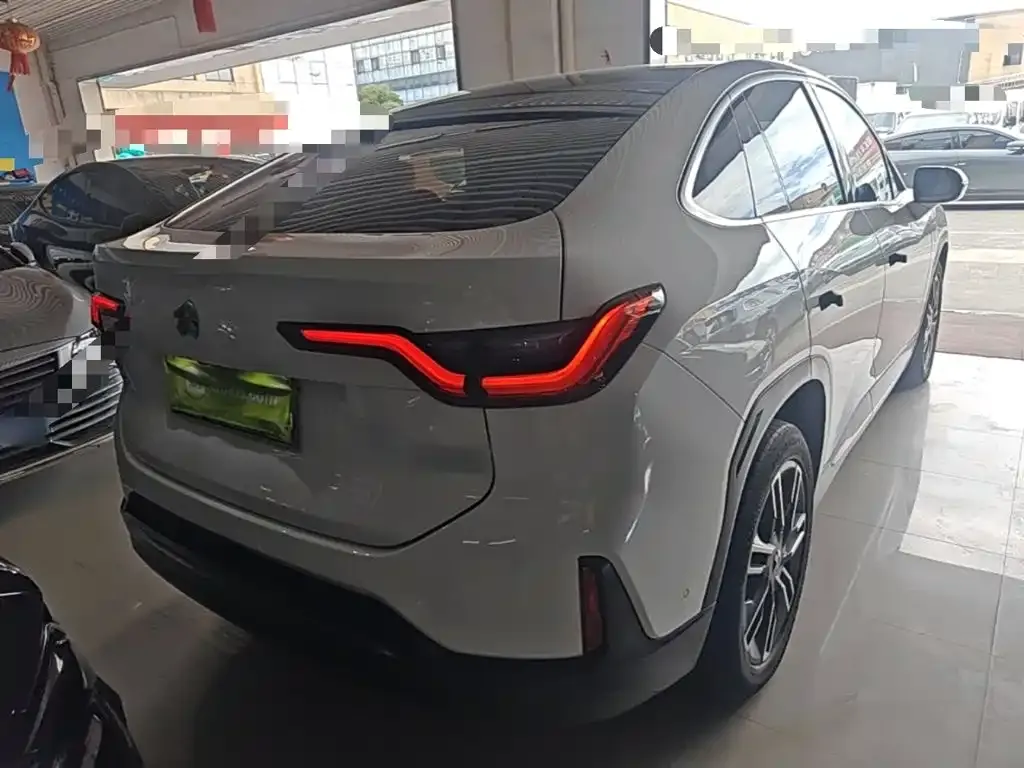 NIO EC6 — фото 8
