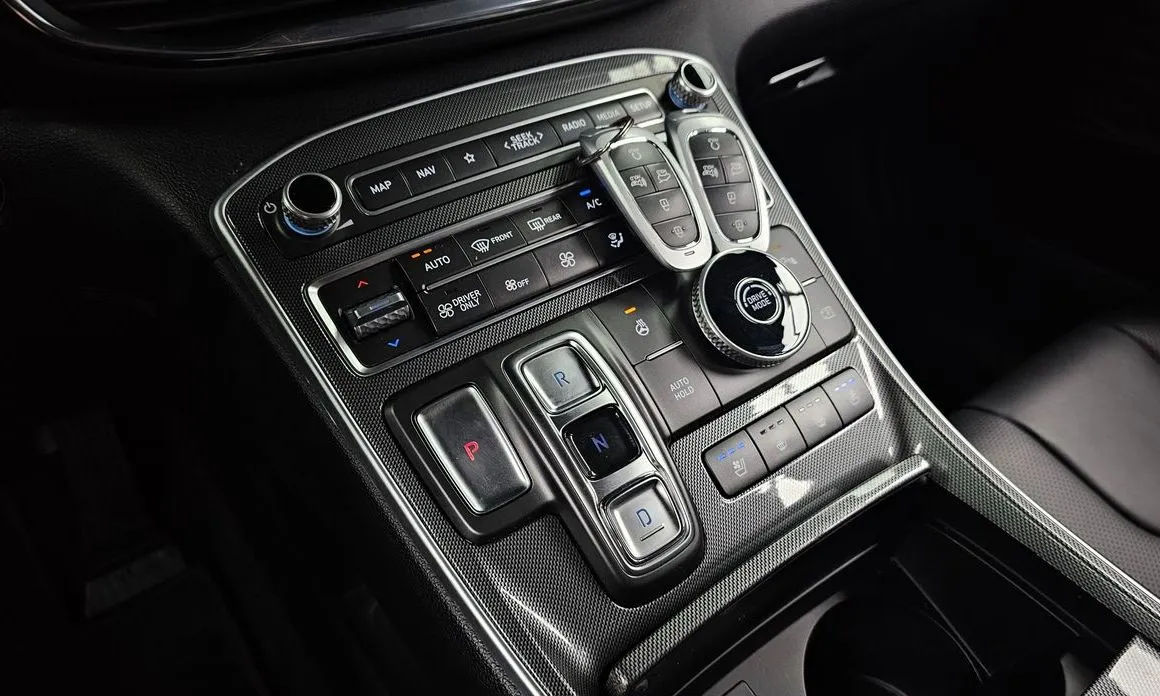 Hyundai Santafe — фото 9