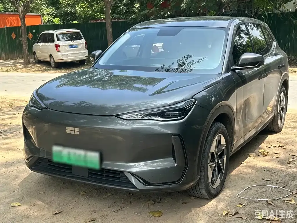 Geely Galaxy E5