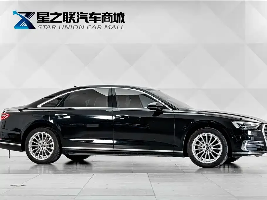 Audi A8 — фото 8
